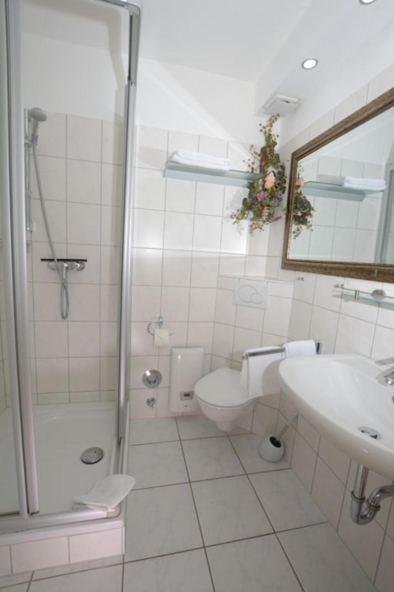 Apartment 7-9, Marienstr, Sehr Strandnah, Suedbalkon Mit Kleinem Seeblick, 2 Zi Westerland